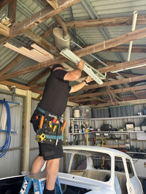 Lead In Electrical installing a ceiling light fitting